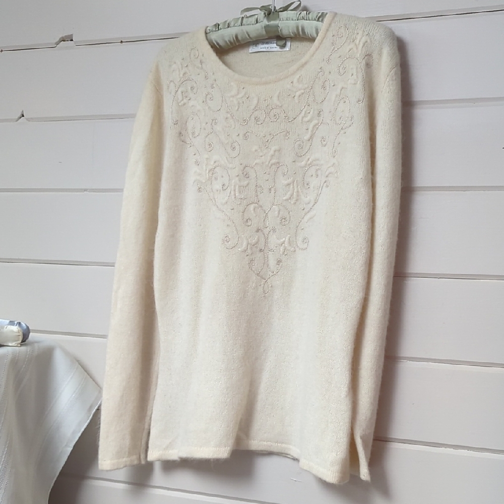 Vintage Elegant Cream Crew Neck Sweater